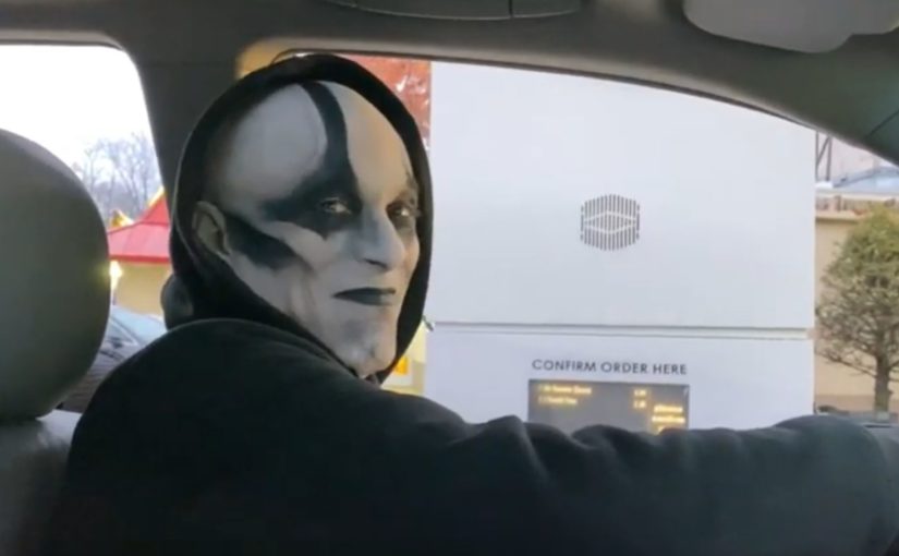 Quan Chi drives to McDonalds